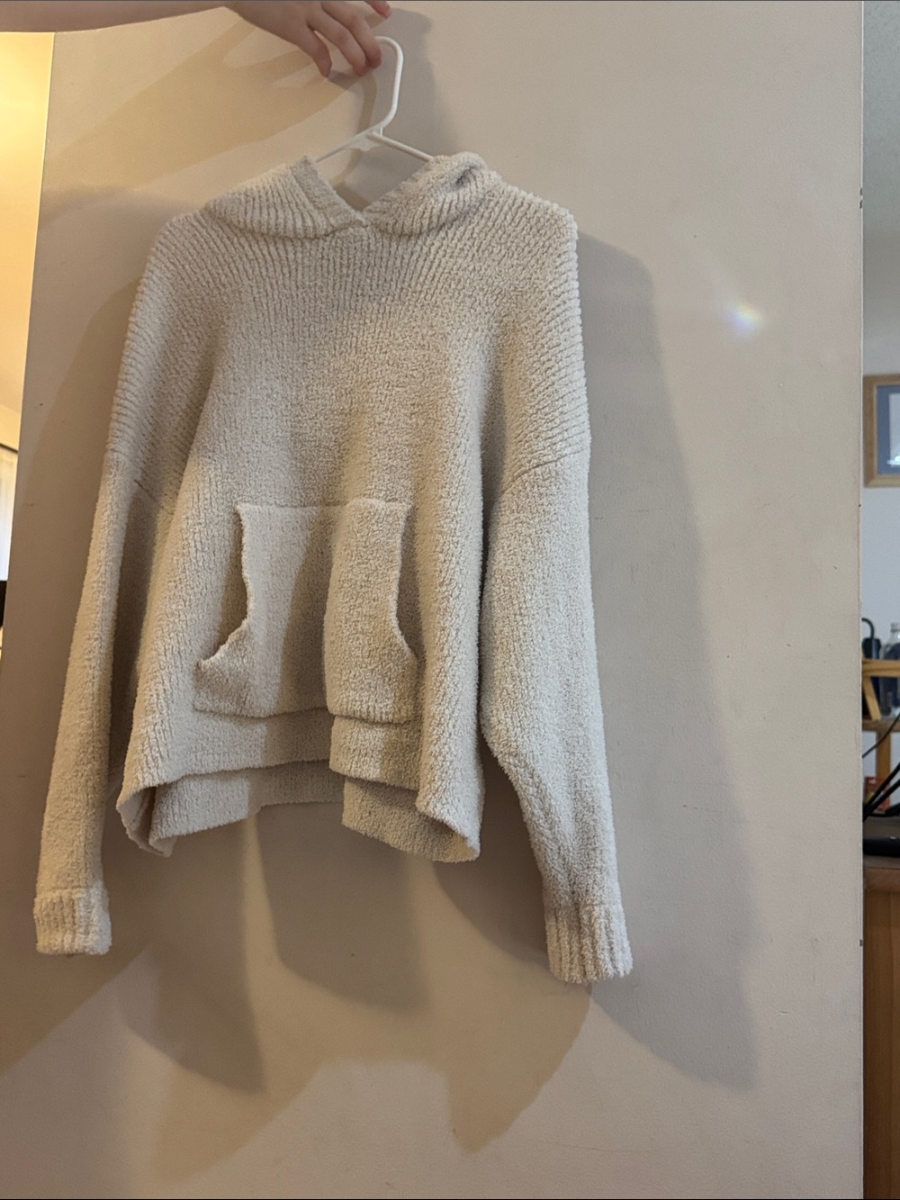 La Hearts Cream Hooded Pullover Sweater